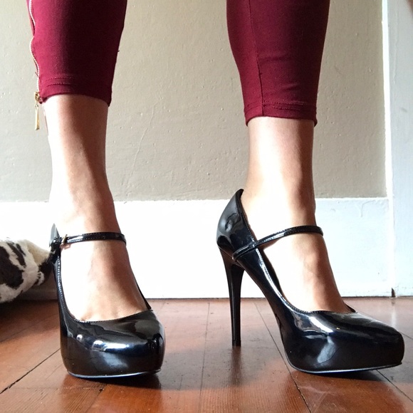 Charles David Shoes - Charles David maryjanes black patent leather sexy